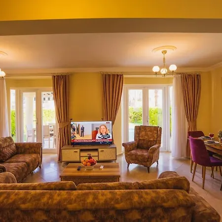 Calis'ta Denize Sifir 8 Kisilik Pearl 9 Φετιγιέ
