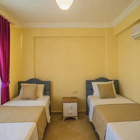 Calis'ta Denize Sifir 8 Kisilik Pearl 9 Φετιγιέ